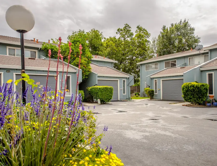 615 Knollwood Drive, Woodland, CA 95695 - #2