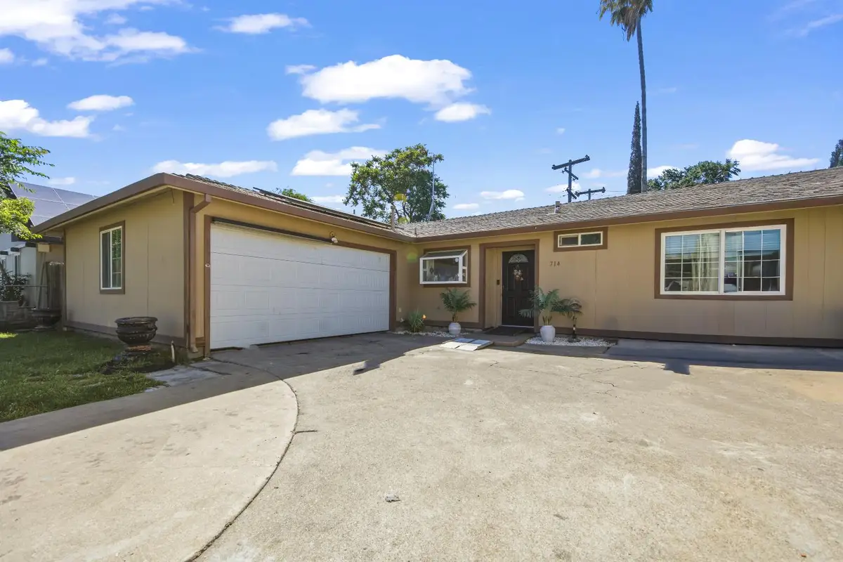 714 E Barrymore Street, Stockton, CA 95204 - #1