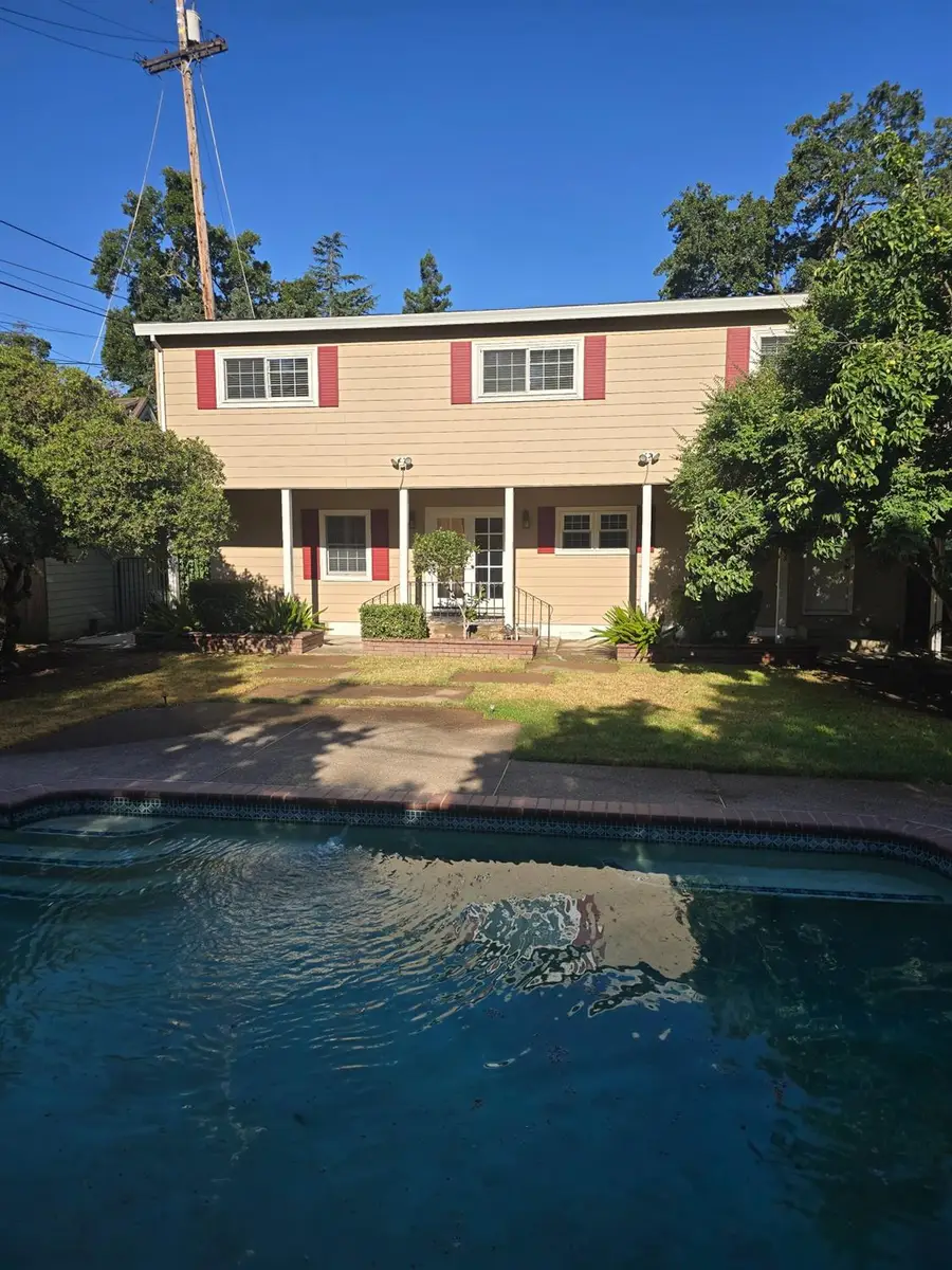 2124 Oxford, Sacramento, CA 95815 - #3