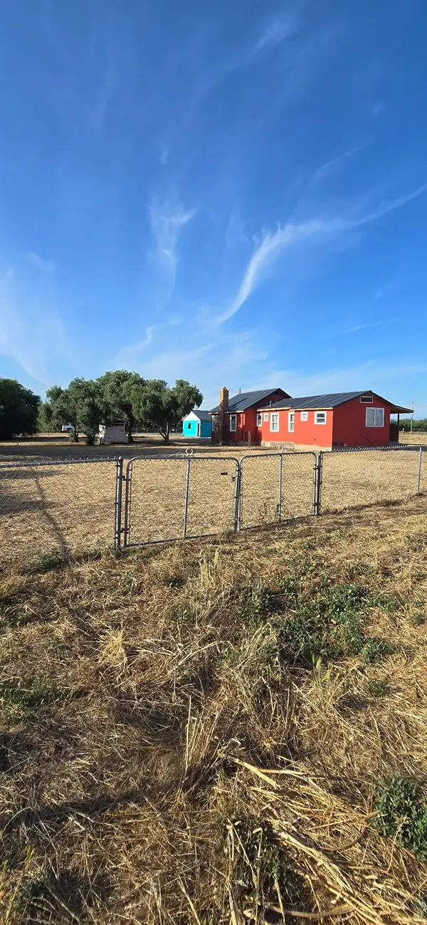 11315 Childs Avenue, Le Grand, CA 95333