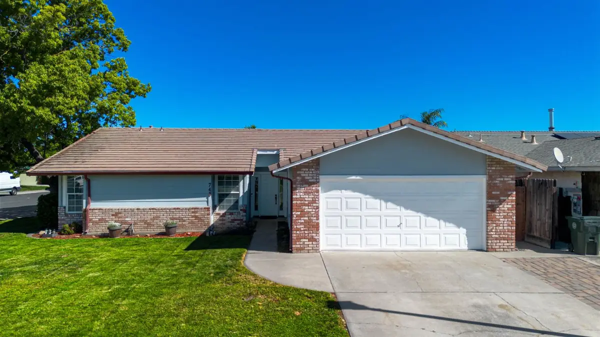 743 Range Court, Manteca, CA 95336 - #1