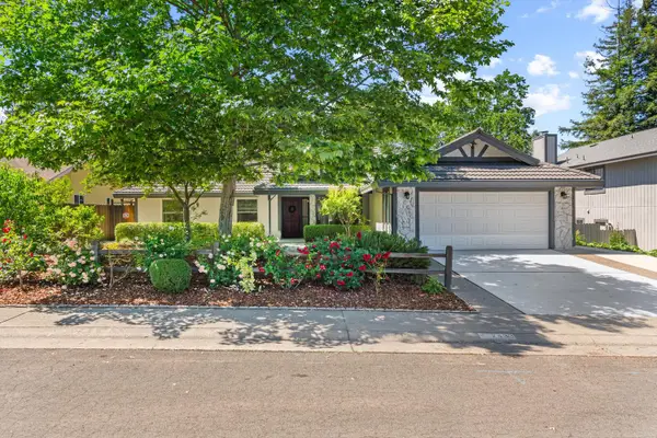 7433 Walnut Rd, Fair Oaks, CA 95628