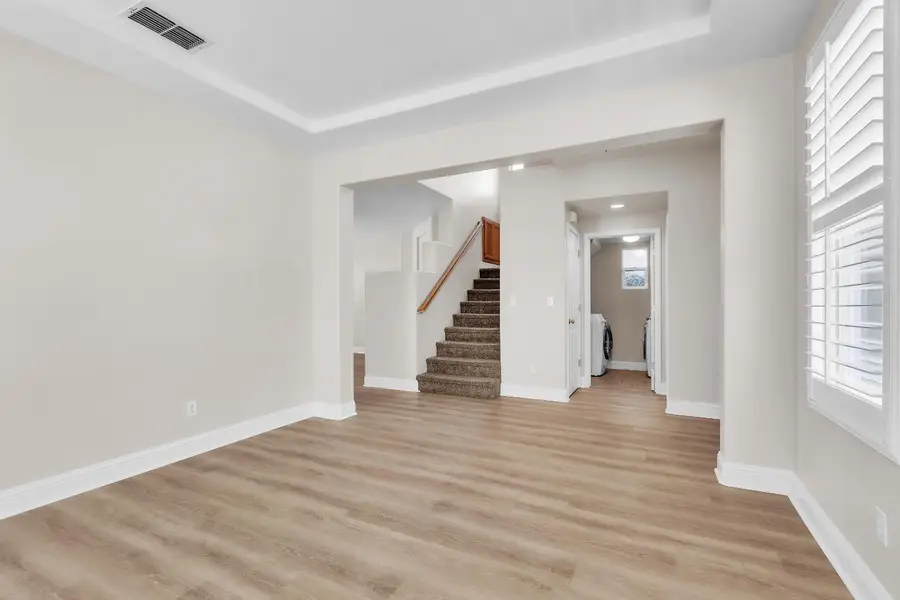 9421 Clift Court, Elk Grove, CA 95624 - #3