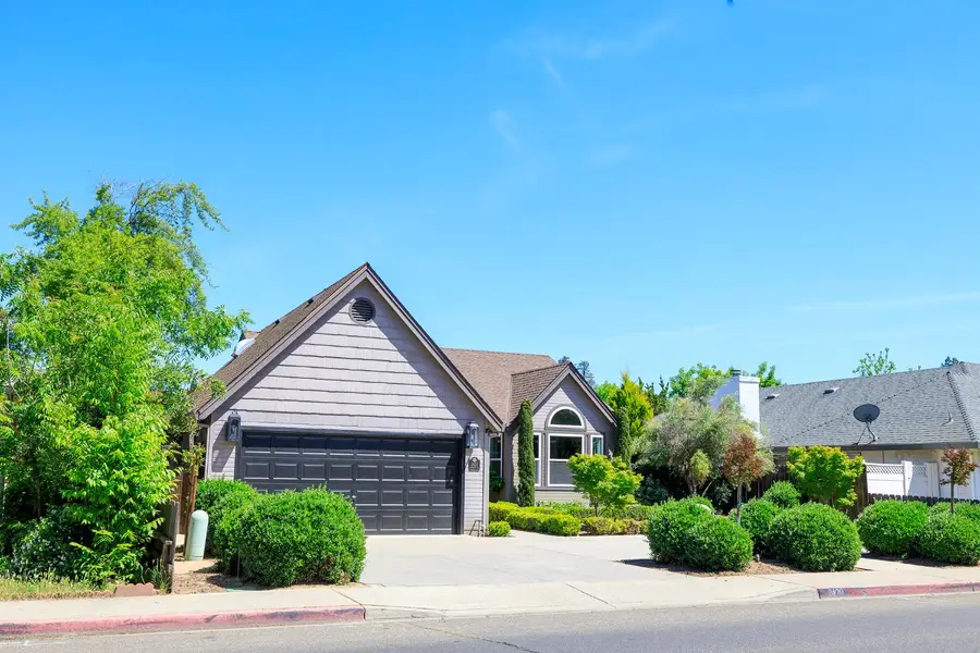 2420 Colorado, Turlock, CA 95382 - #3