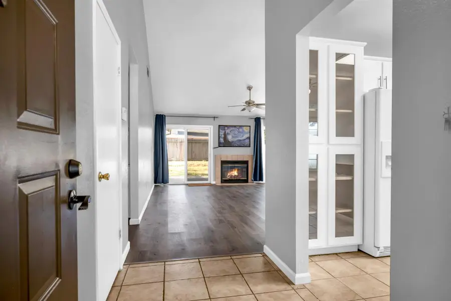 410 Marlin Spike Way, Sacramento, CA 95838 - #2