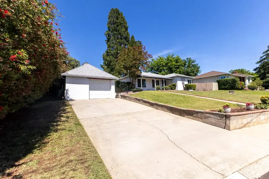 711 Vinewood Avenue, Roseville, CA 95678 - #2