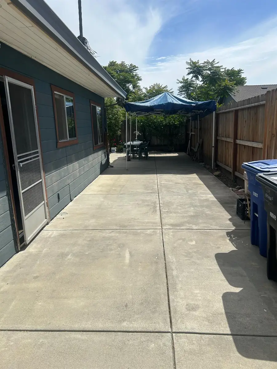 304 W Madison Street, Modesto, CA 95351 - #3