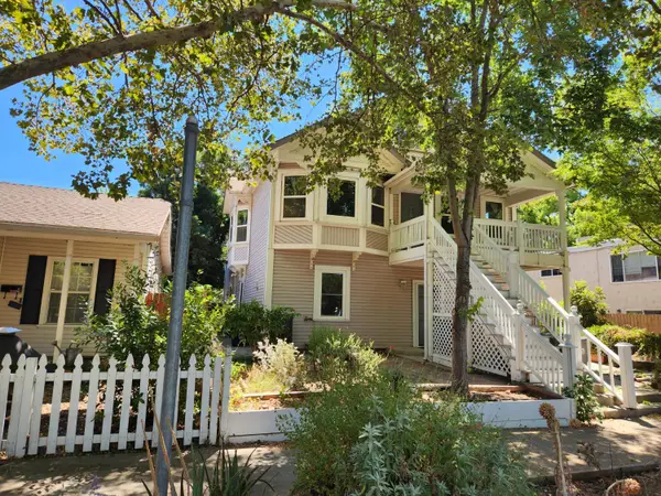 215 25th Street, Sacramento, CA 95816