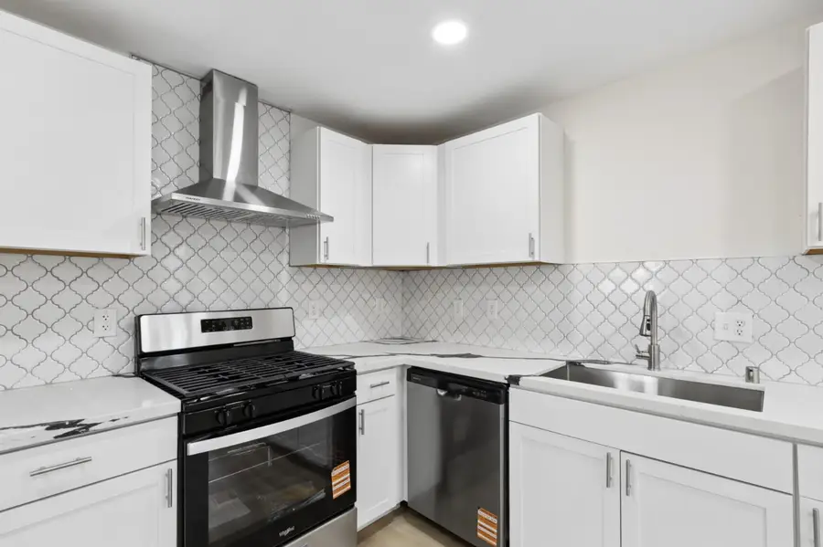 4901 Parker Avenue, Sacramento, CA 95820 - #3