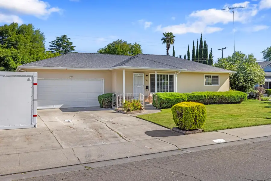 121 W Benjamin Holt Drive, Stockton, CA 95207 - #3