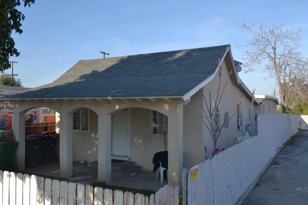 412 Kern Street, Taft, CA 93268 - #1