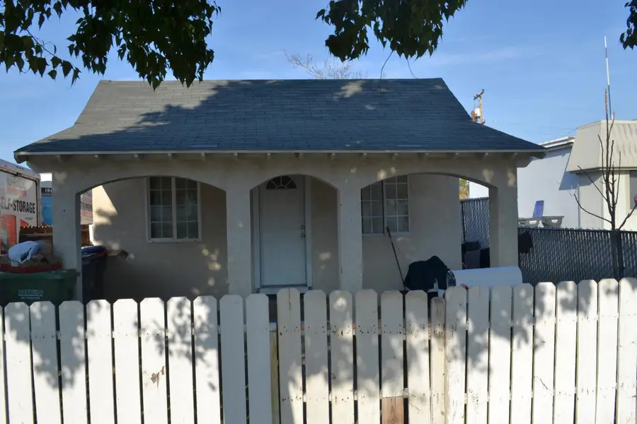 412 Kern Street, Taft, CA 93268 - #2