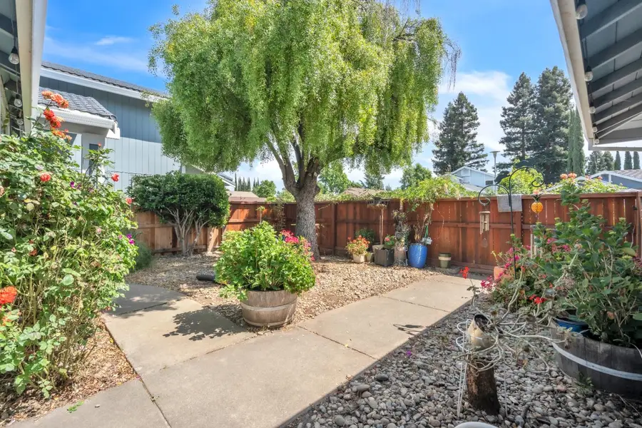 7560 Deltawind Drive, Sacramento, CA 95831 - #3