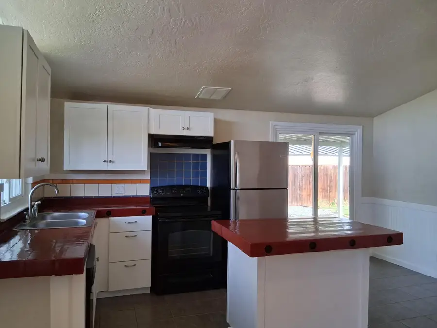 3828 San Novado Way, North Highlands, CA 95660 - #3