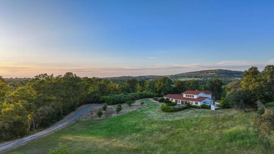 2495 Meadow Creek Rd, Lincoln, CA 95648 - #2