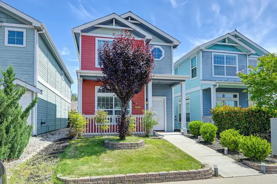 132 Ivy Street, Roseville, CA 95678 - #2