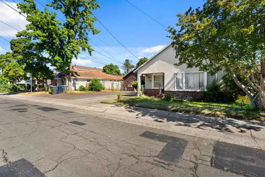 2145 Perkins Way, Sacramento, CA 95818 - #3