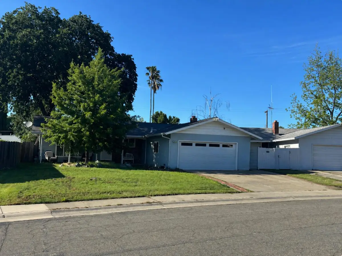 9125 Cecile Way, Sacramento, CA 95826 - #1