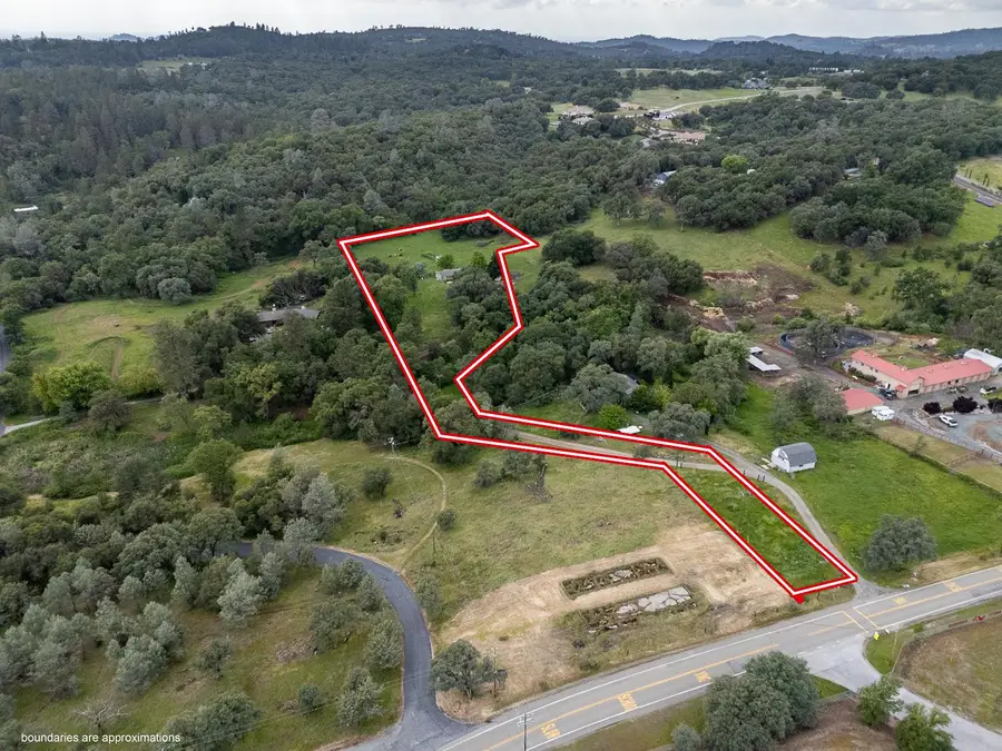 16220 Duggans Road, Grass Valley, CA 95949 - #2