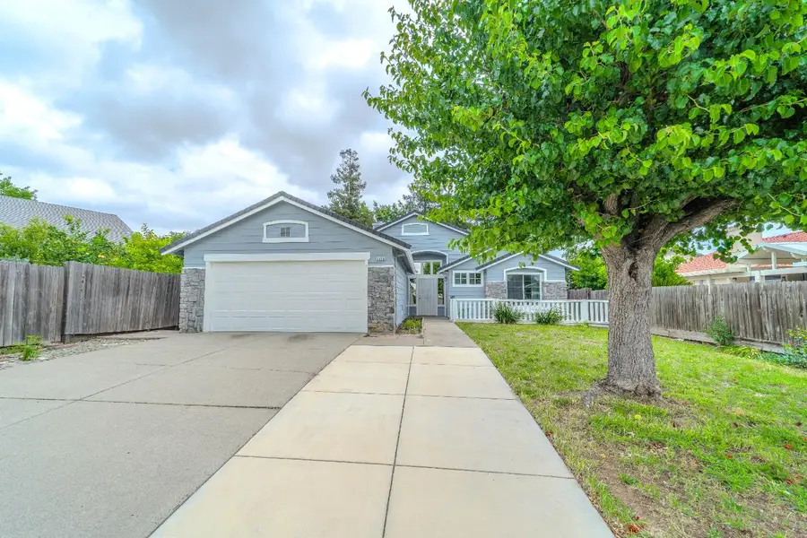 8515 Gibbs Way, Sacramento, CA 95823 - #2