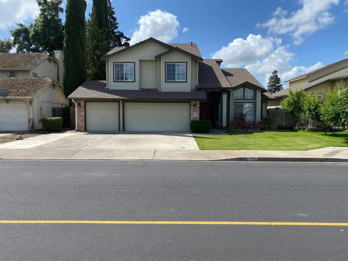 2500 Country Manor Drive, Riverbank, CA 95367 - #1