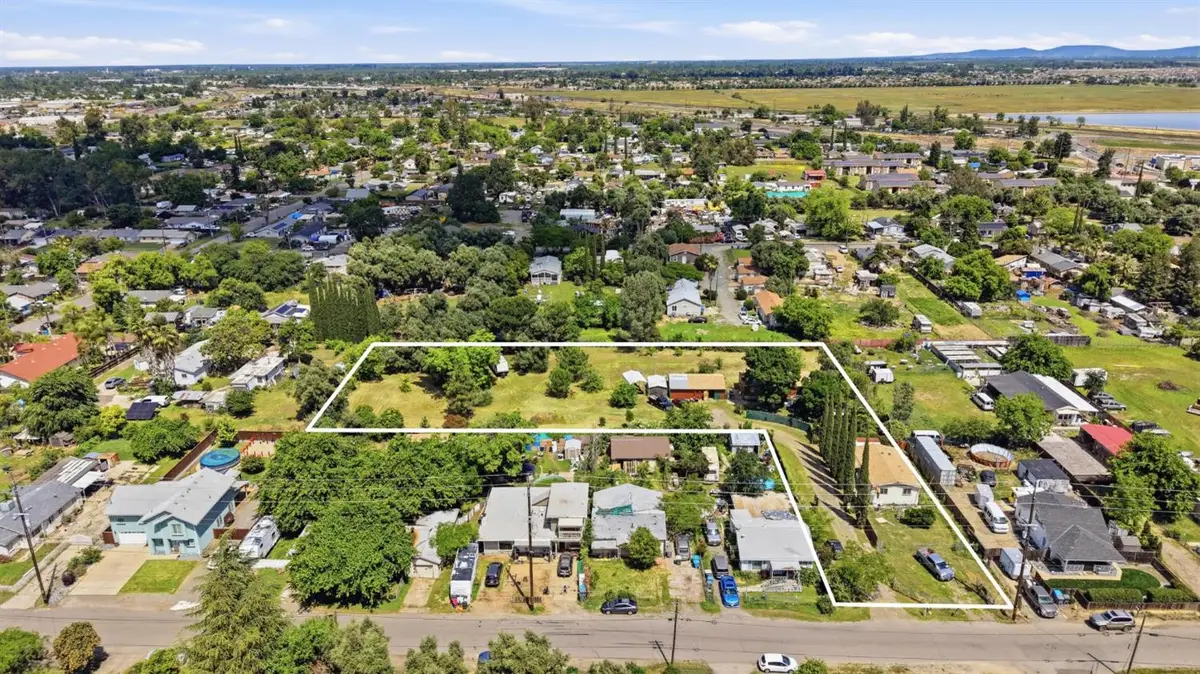 1683 6th Avenue, Olivehurst, CA 95961 - #1