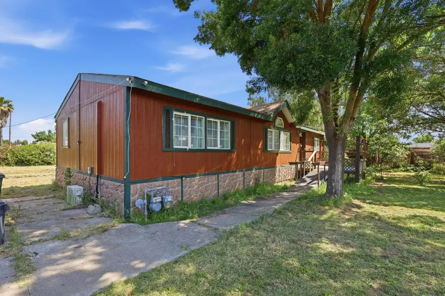1683 6th Avenue, Olivehurst, CA 95961 - #2
