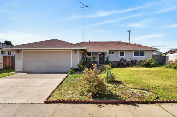 7404 Lindale Drive, Sacramento, CA 95828