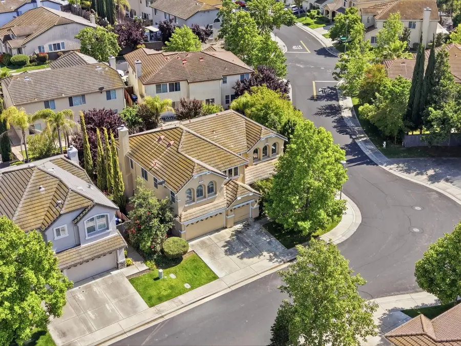 9707 Nature Trail Way, Elk Grove, CA 95757 - #2