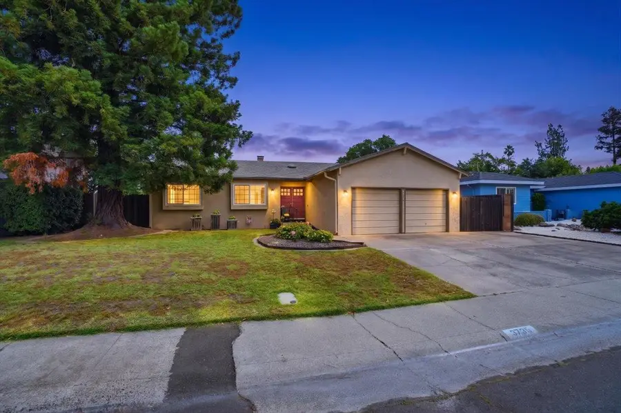 3735 Hillcrest Lane, Sacramento, CA 95821 - #2