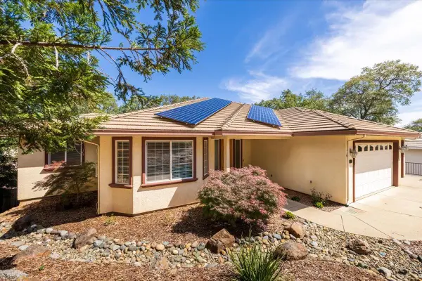3184 Chasen Drive, Cameron Park, CA 95682
