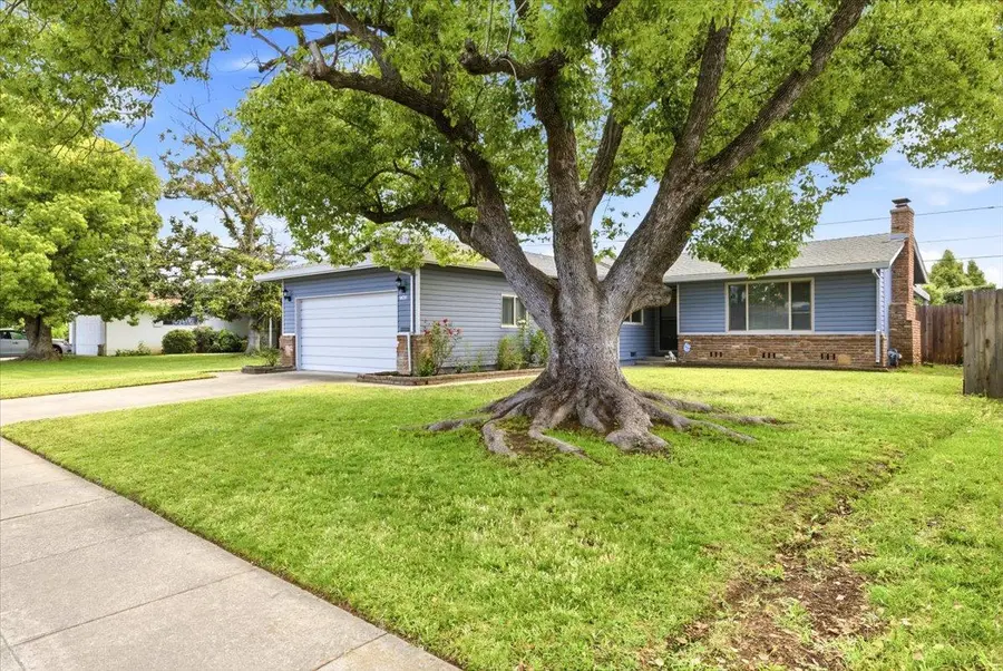 7300 Flamingo Way, Sacramento, CA 95828 - #3