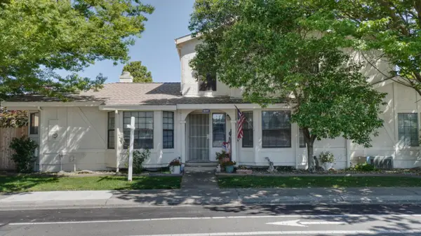 8797 Valley Oak Lane, Elk Grove, CA 95624
