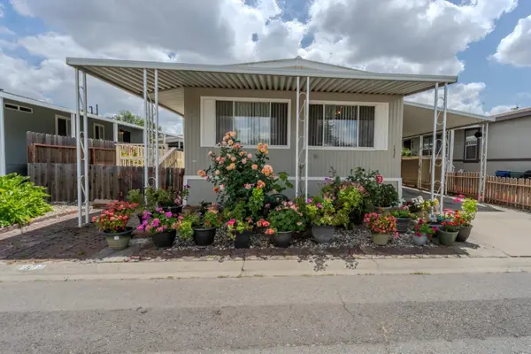8214 Tiki Lane, Sacramento, CA 95828