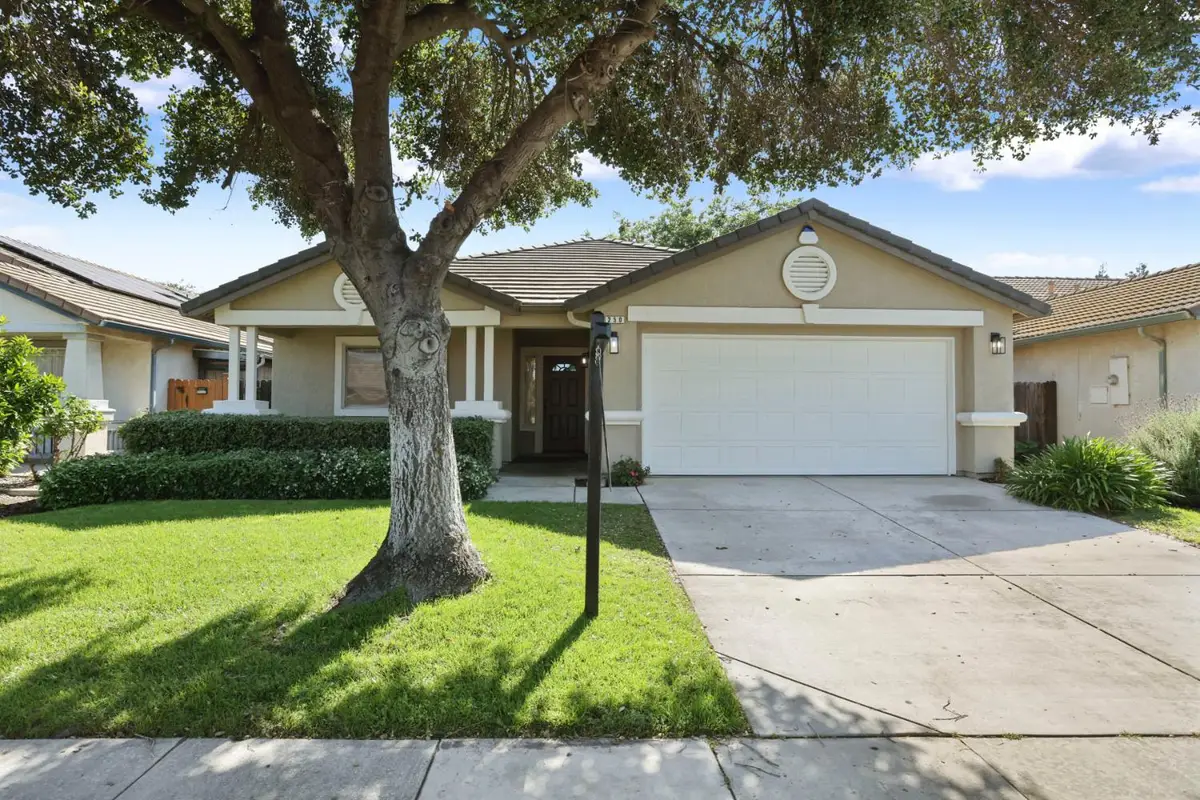 250 Dyer Avenue, Manteca, CA 95336 - #1