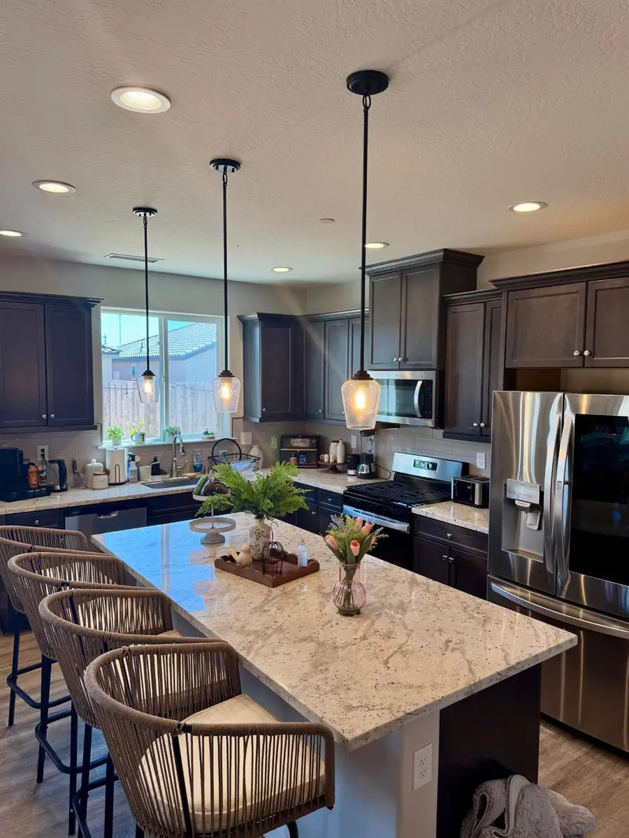 1140 Wasatch Drive, Madera, CA 93638 - #2