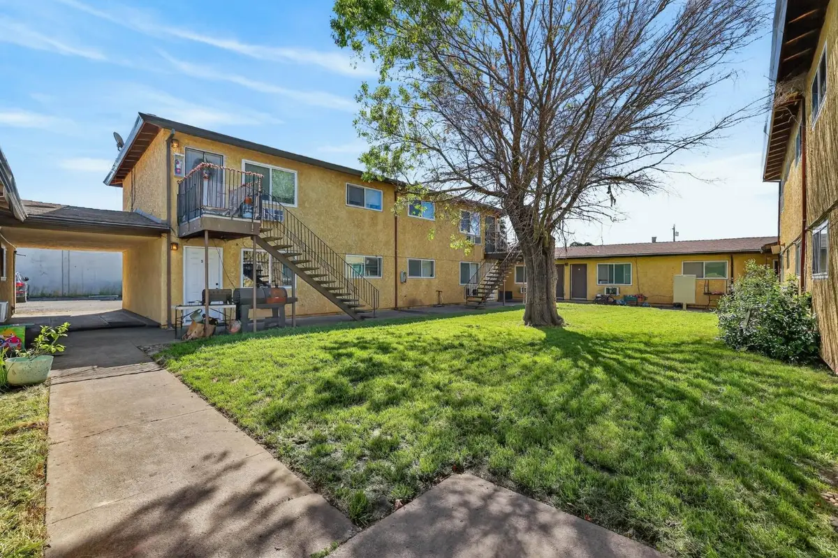6820 7th Avenue, Rio Linda, CA 95673 - #1