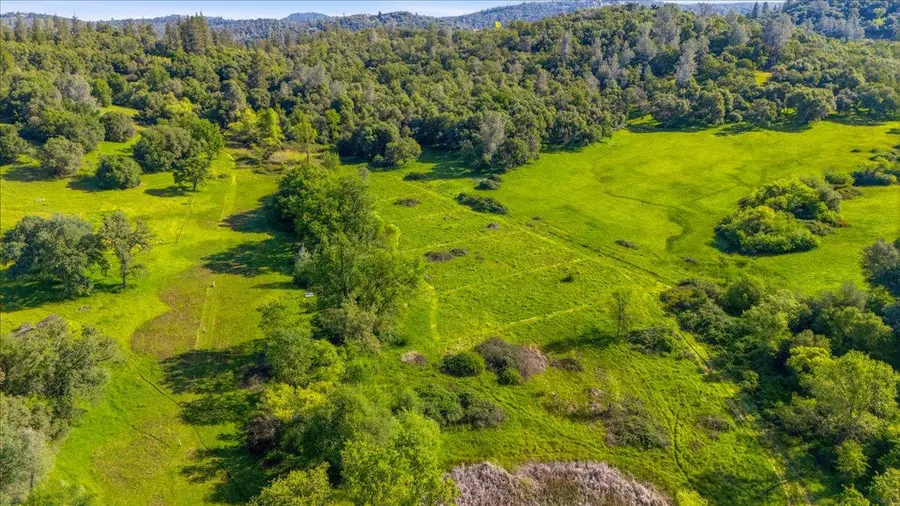 10677 Lazy Valley Road, Penn Valley, CA 95946 - #3