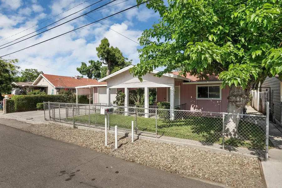 1440 N Golden Gate Avenue, Stockton, CA 95205 - #2