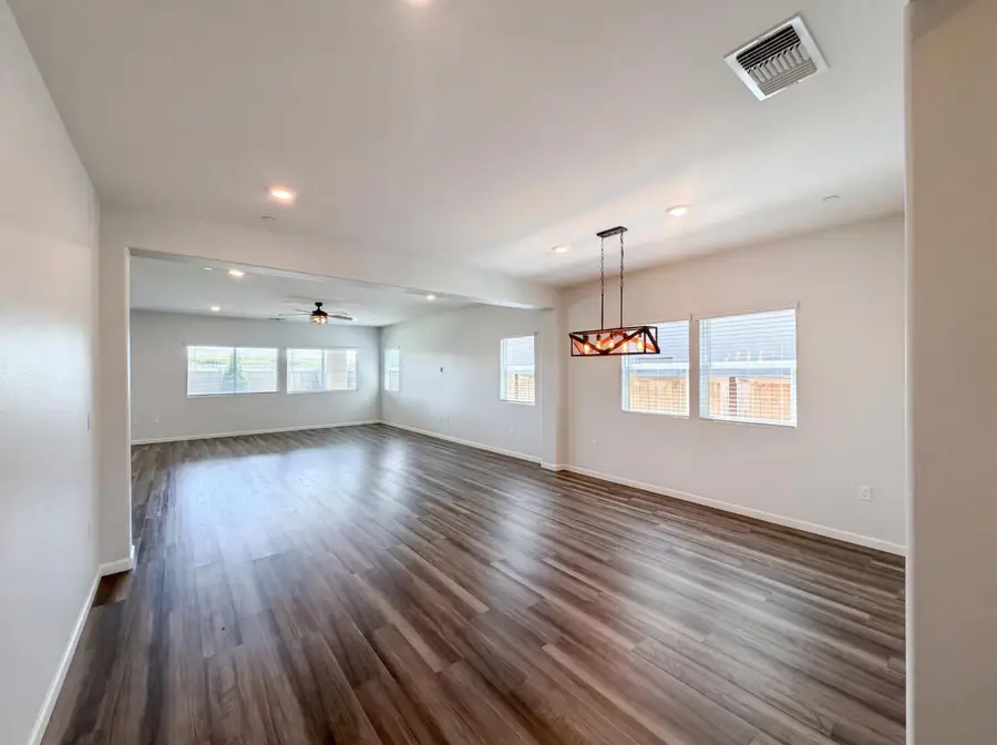 1187 Bordeaux Court, Olivehurst, CA 95961 - #3