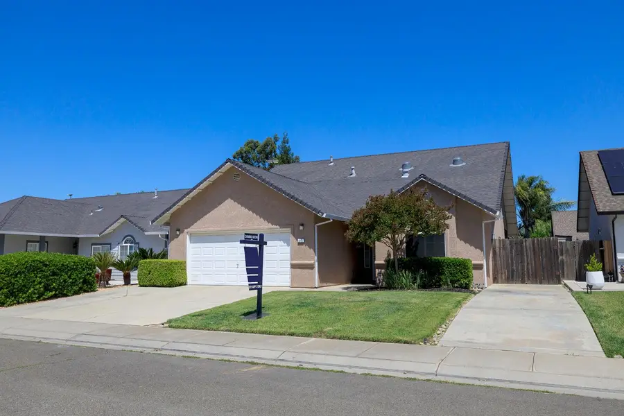 3731 Incline Way, Riverbank, CA 95367 - #3