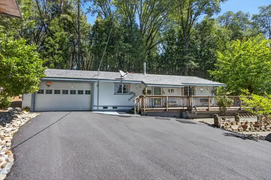 13090 N Day Road, Grass Valley, CA 95945 - #2