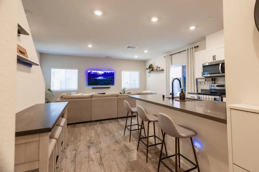 3065 Pruett Drive, Roseville, CA 95747 - #3