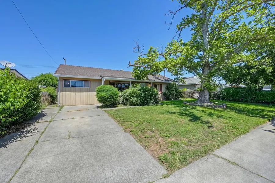 627 Alamos Avenue, Sacramento, CA 95815 - #2