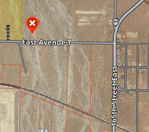 155 W Avenue S-14, Palmdale, CA 93551