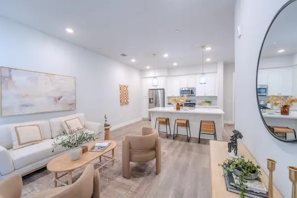 1661 Spring Street #341, Davis, CA 95616