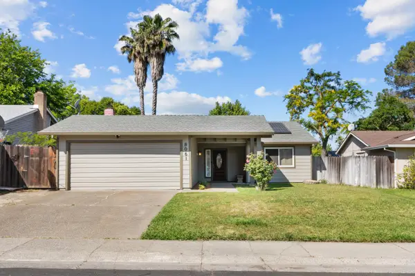 8061 Peppertree Way, Citrus Heights, CA 95621