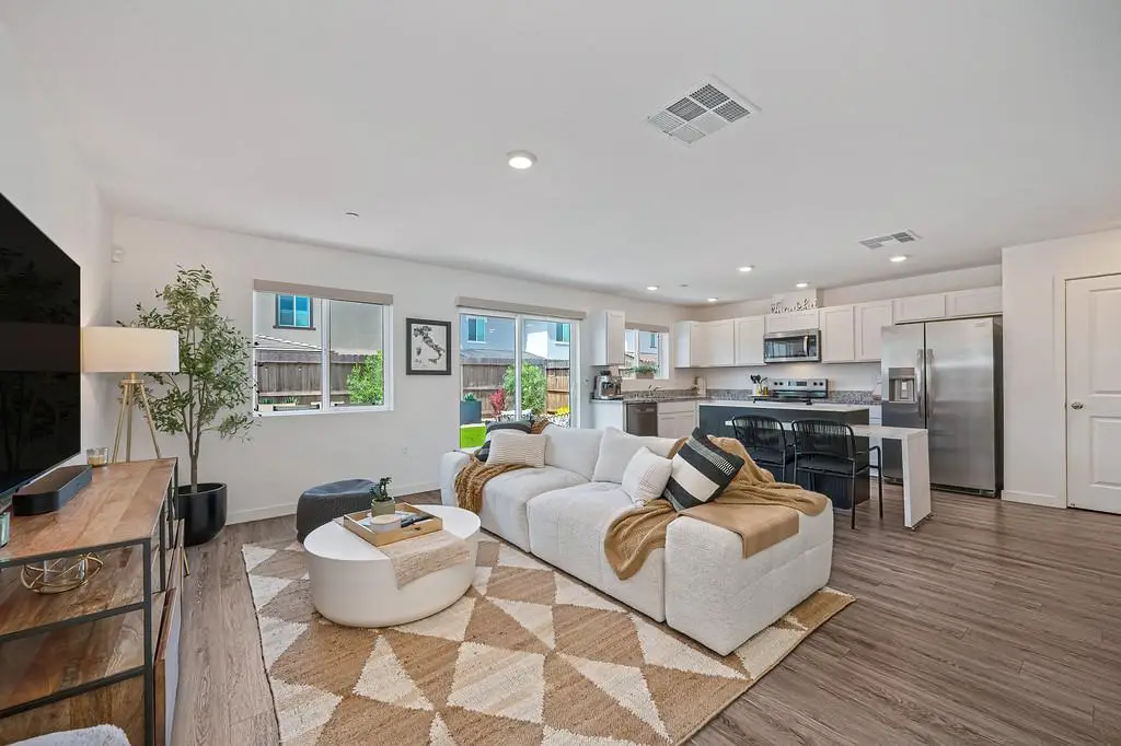 2233 Shady Tree Circle, Roseville, CA 95747 - #1
