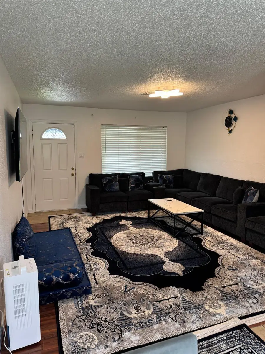 6824 Lumry Street, North Highlands, CA 95660 - #3