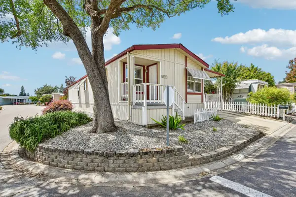 157 Danielle Way #113, Folsom, CA 95630